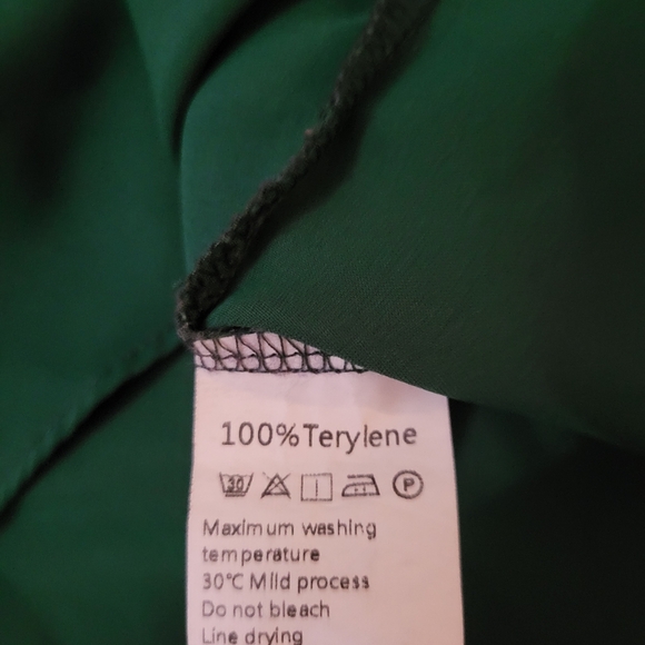 Byinns Women's Off The Shoulder Layered Ruffle Top in Emerald size XXL - Picture 5 of 13